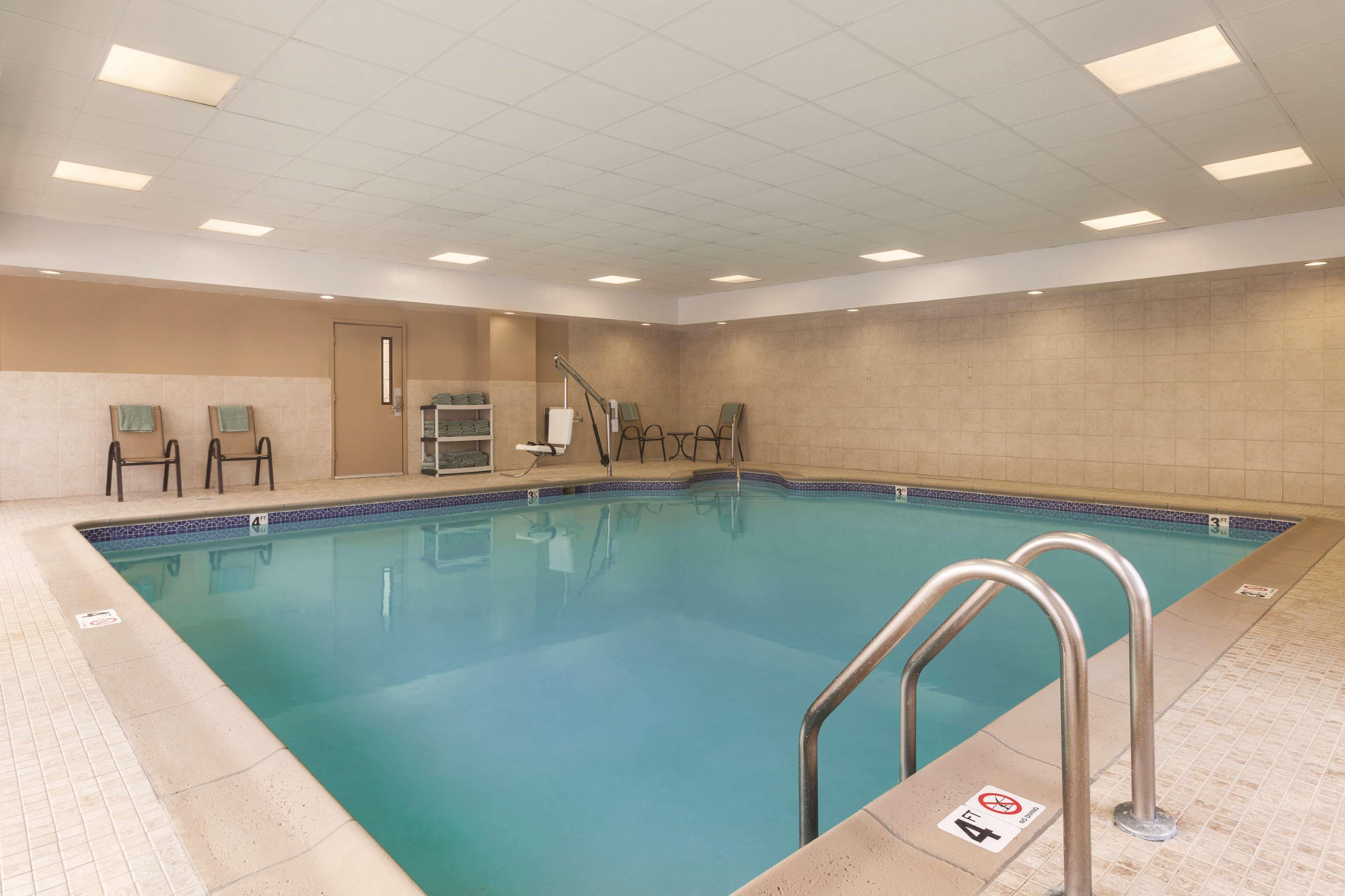 Hampton Inn & Suites Greenfield Zewnętrze zdjęcie