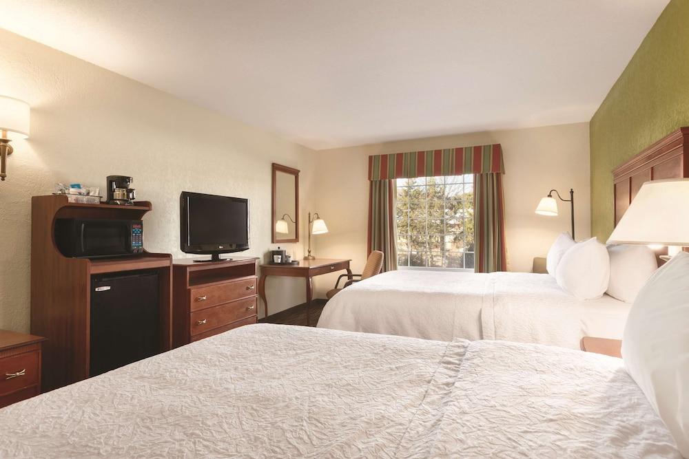 Hampton Inn & Suites Greenfield Zewnętrze zdjęcie