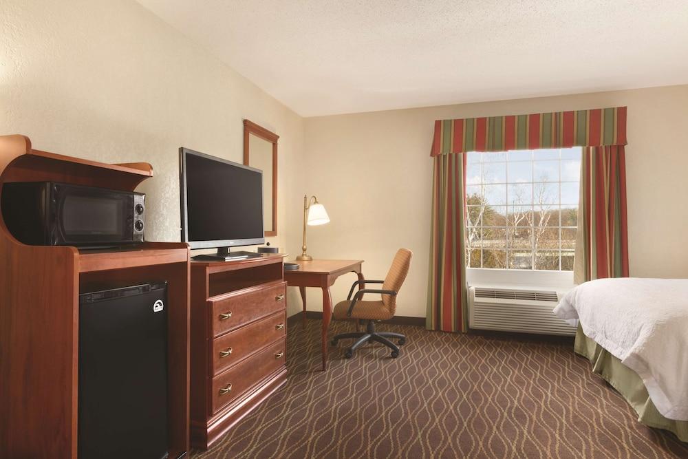 Hampton Inn & Suites Greenfield Zewnętrze zdjęcie
