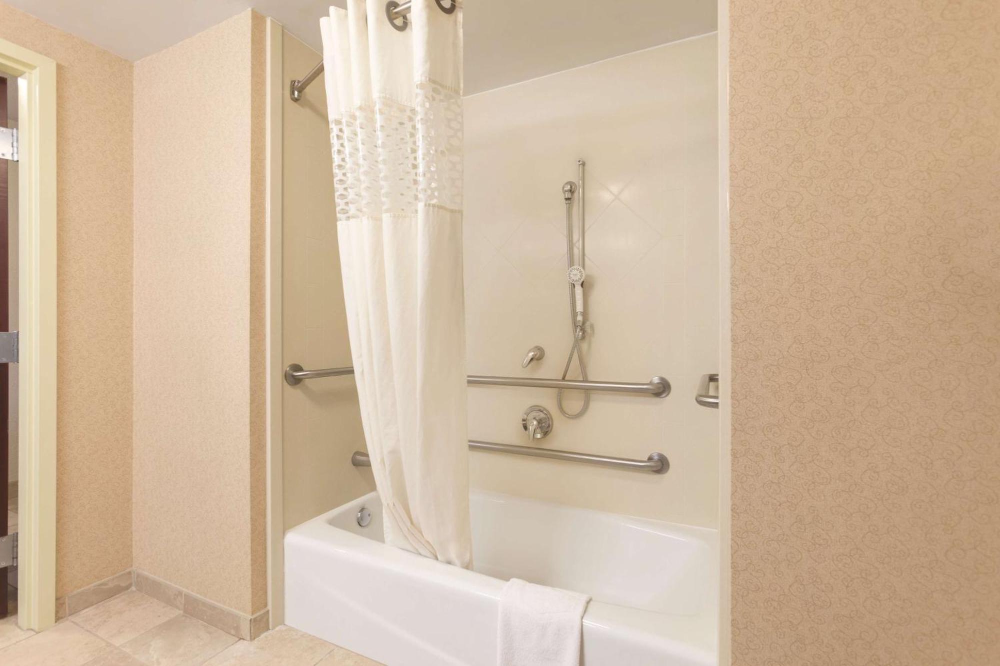 Hampton Inn & Suites Greenfield Zewnętrze zdjęcie