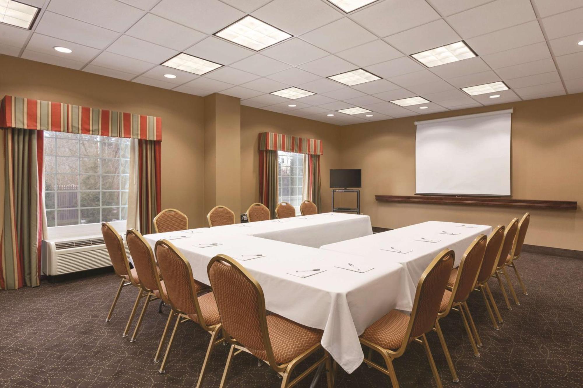 Hampton Inn & Suites Greenfield Zewnętrze zdjęcie