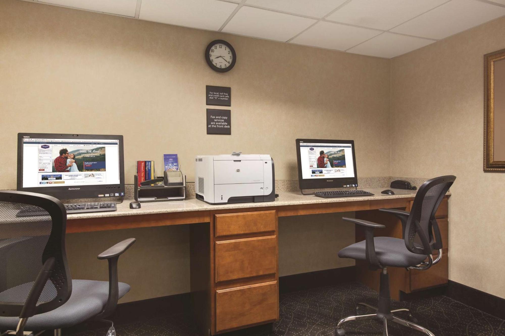 Hampton Inn & Suites Greenfield Zewnętrze zdjęcie