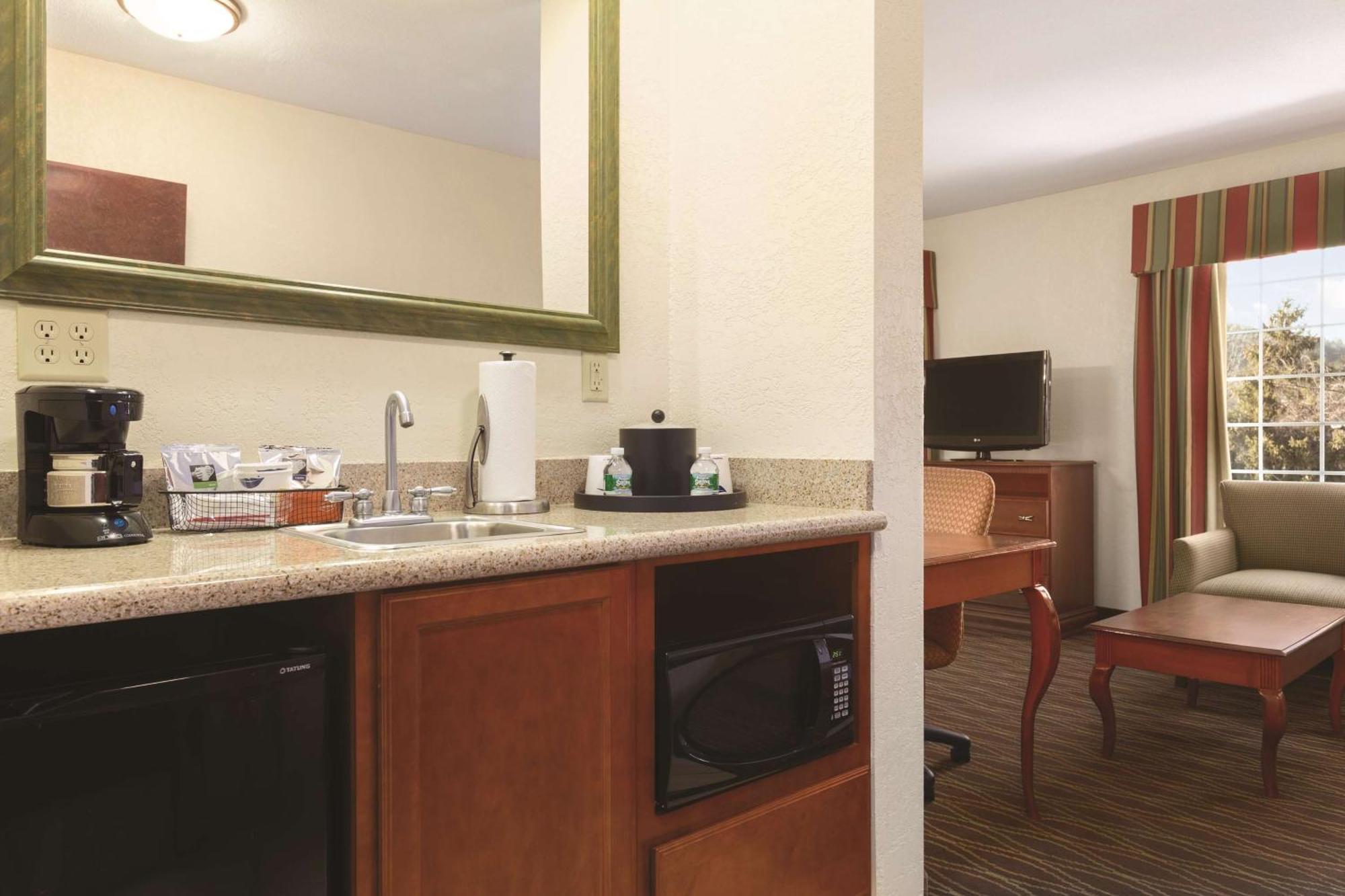 Hampton Inn & Suites Greenfield Zewnętrze zdjęcie