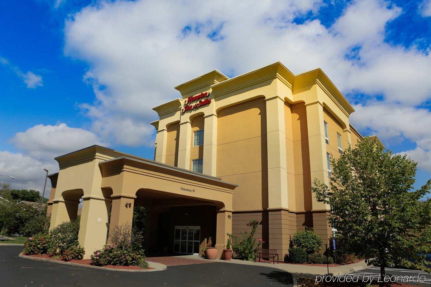 Hampton Inn & Suites Greenfield Zewnętrze zdjęcie