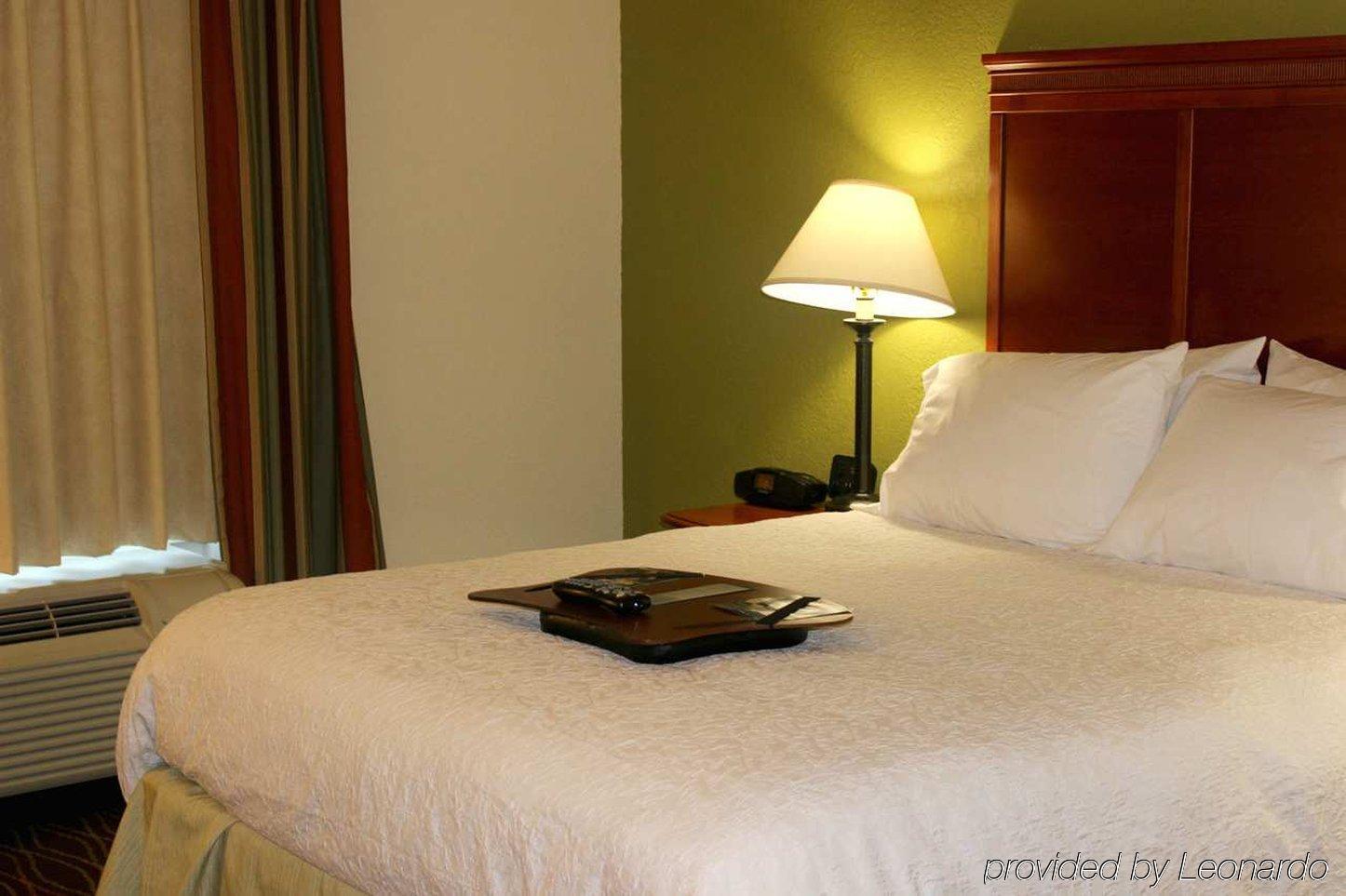 Hampton Inn & Suites Greenfield Zewnętrze zdjęcie